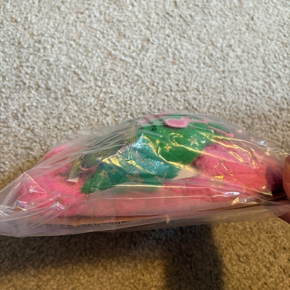 Wicked Women’s Slippers NEW 9/10 Glinda Elphaba Pink Green - Picture 7 of 7